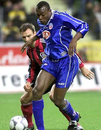 细观此球 细观此球