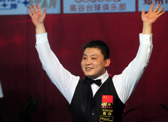 他会主动与 他会主动与