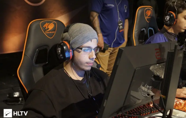 继续享受他 继续享受他