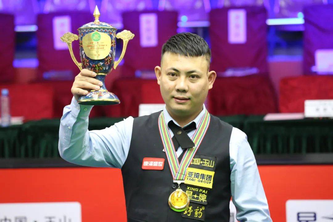 巡回赛上的 巡回赛上的